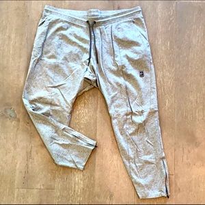 Men’s Nike lightweight joggers
